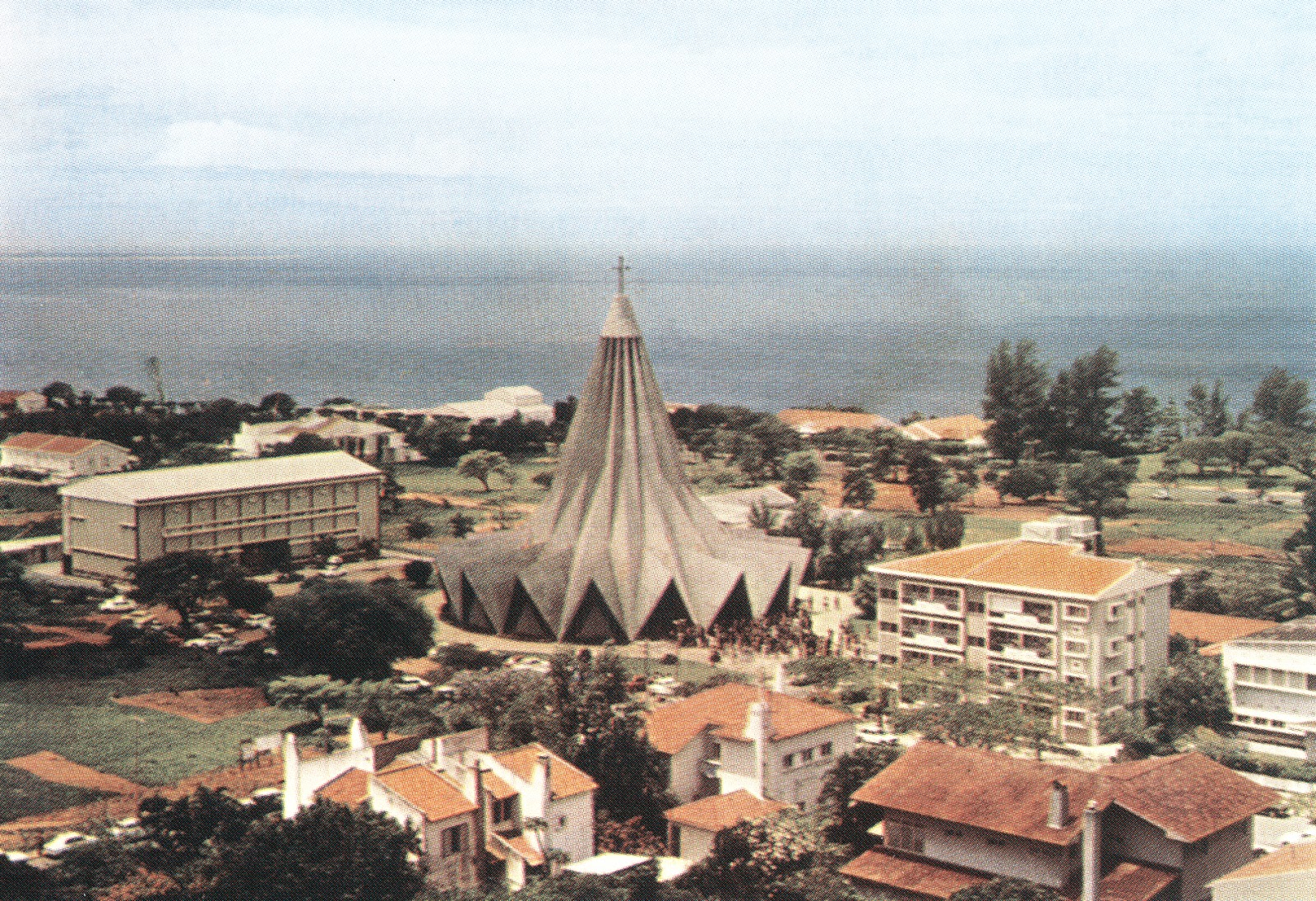 Igreja+Sto+Antonio+da+Polana_1965